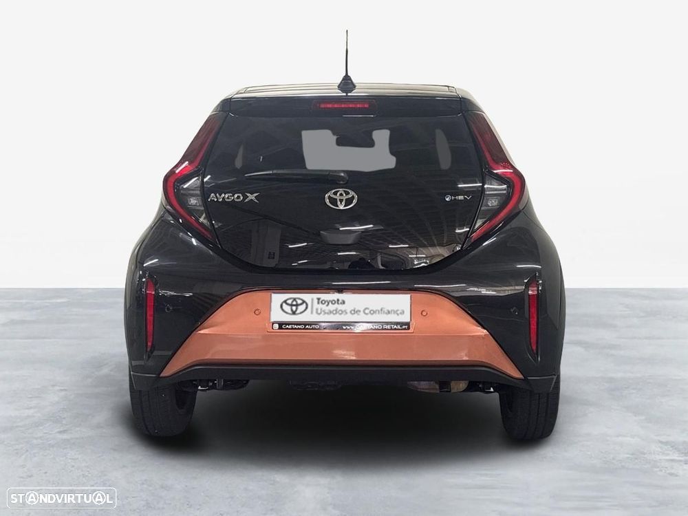 Toyota Aygo X 1.5 Hybrid Envy - 6
