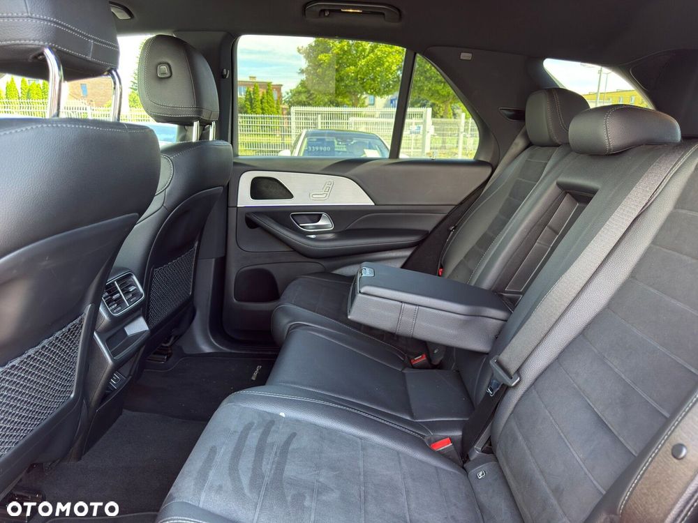 Mercedes-Benz GLE 300 d 4-Matic Premium - 26