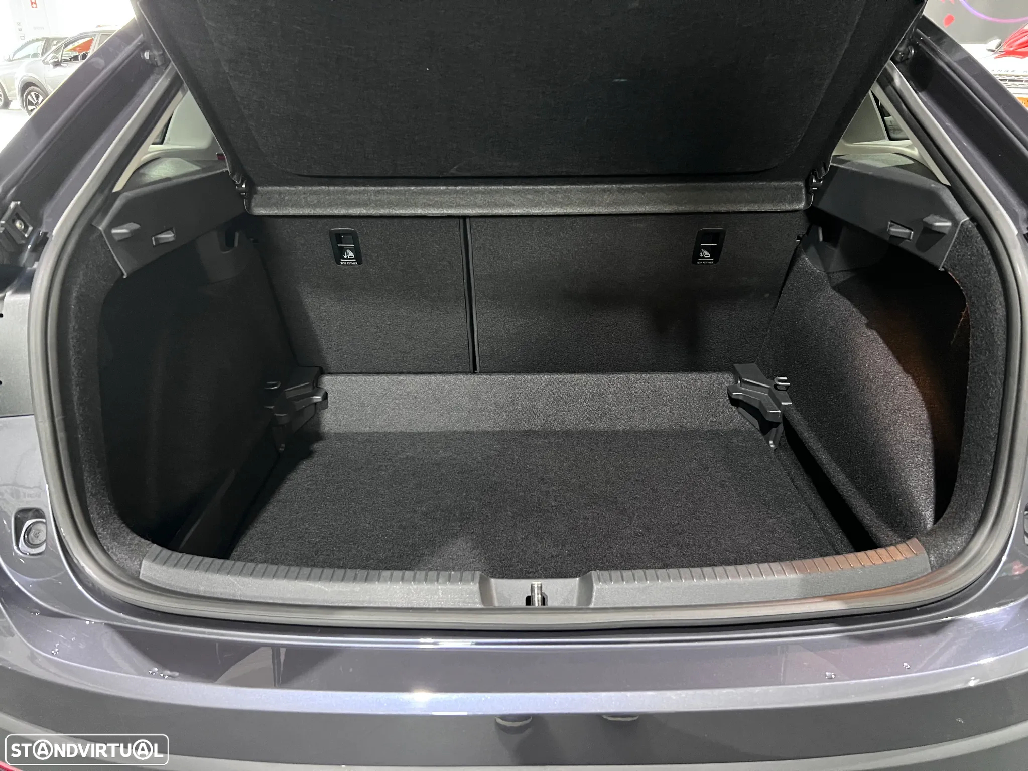 VW Taigo 1.0 TSI Urban DSG - 3
