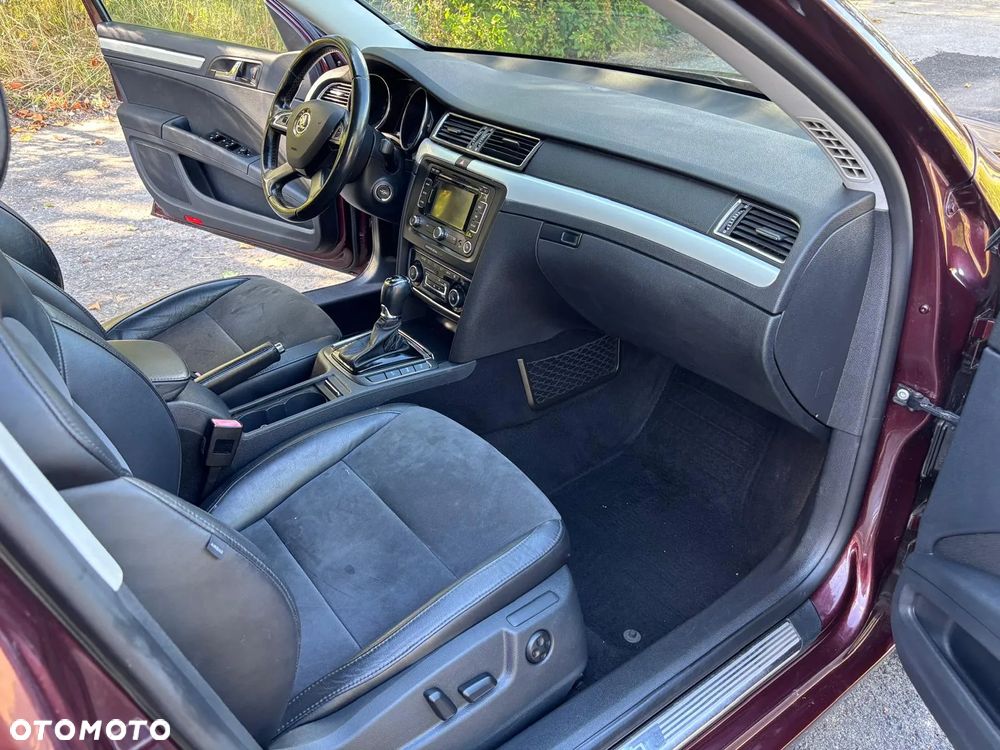 Skoda Superb 2.0 TDI 4x4 Platinum DSG - 29