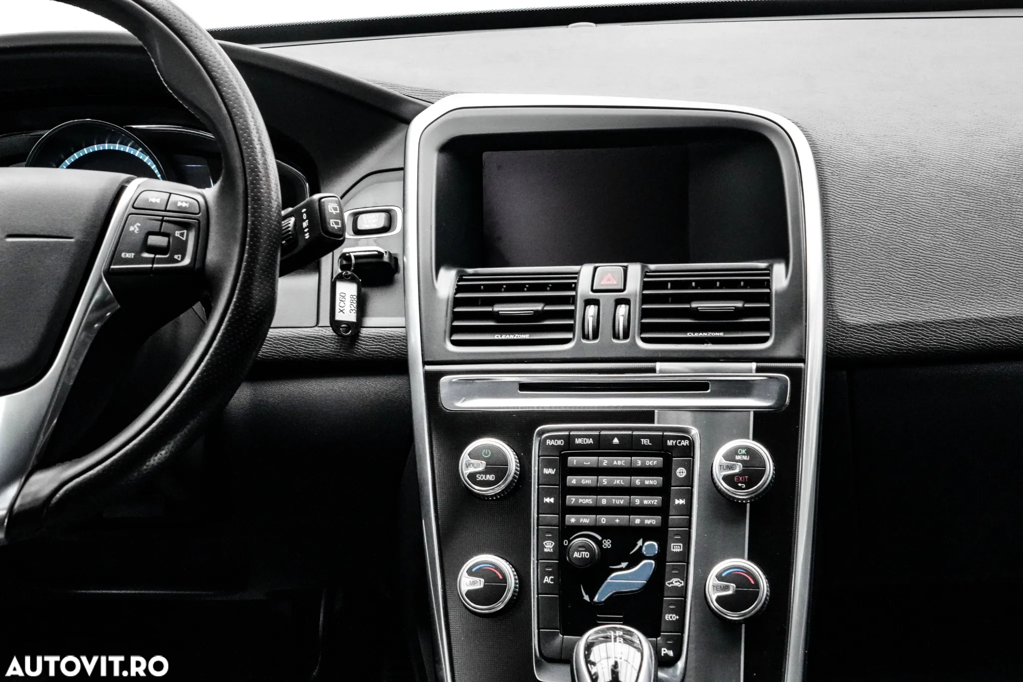 Volvo XC 60 - 18