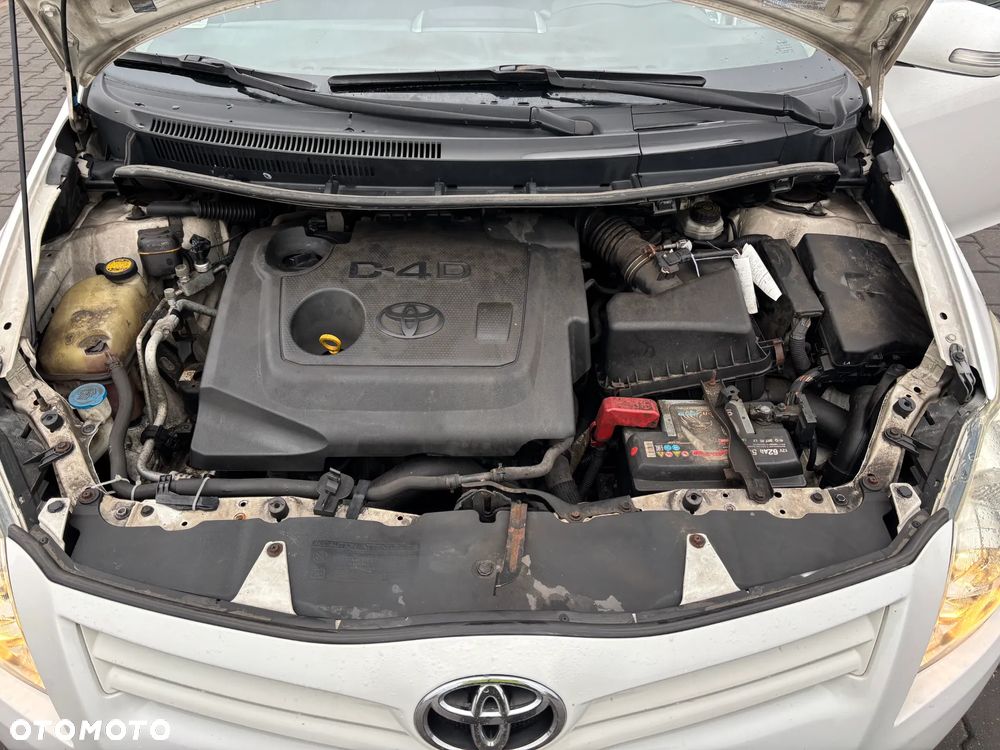 Toyota Auris 1.4 D-4D Luna EU5 - 13