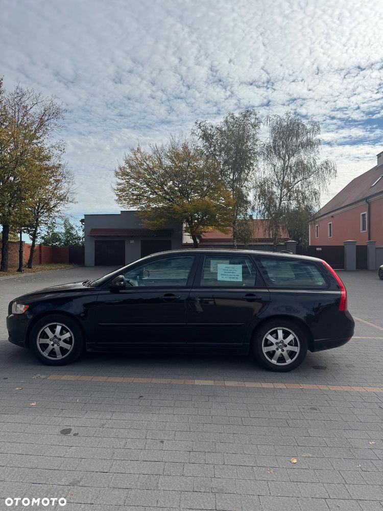 Volvo V50 2011 photo 3