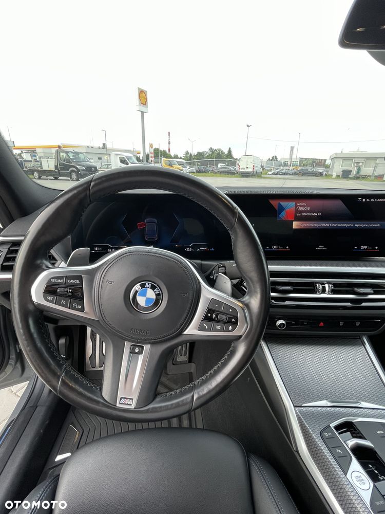 BMW Seria 3 320d xDrive - 12