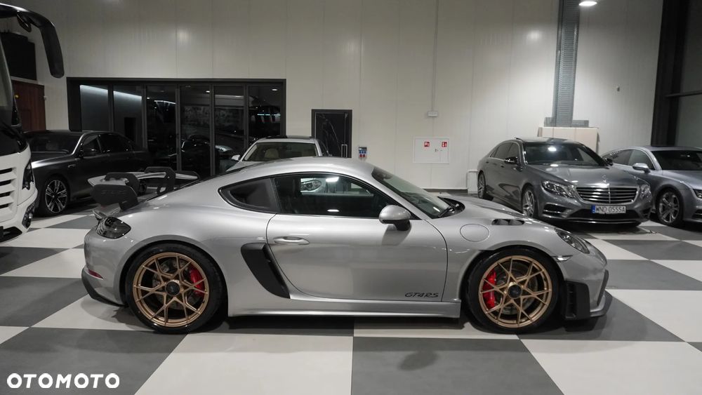 Porsche 718 Cayman GPF GT4 RS PDK - 15