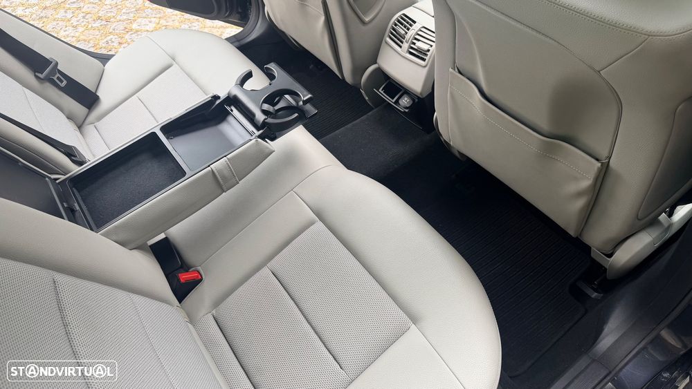 Mercedes-Benz E 220 CDi Avantgarde BlueEfficiency Auto - 13