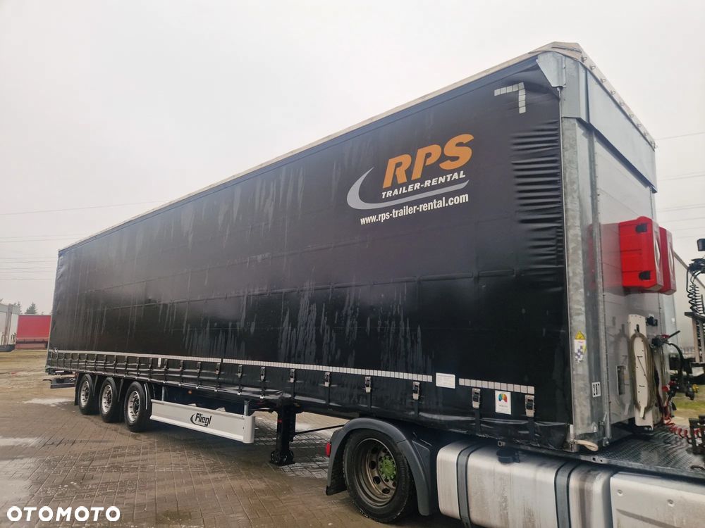 Fliegl kurtynowa MEGA - 4