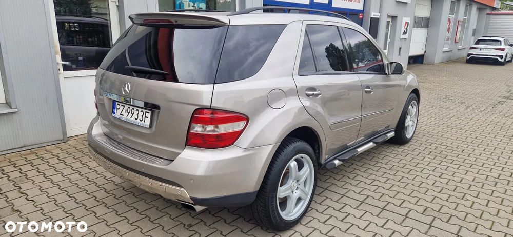 Mercedes-Benz ML 500 4-Matic - 3