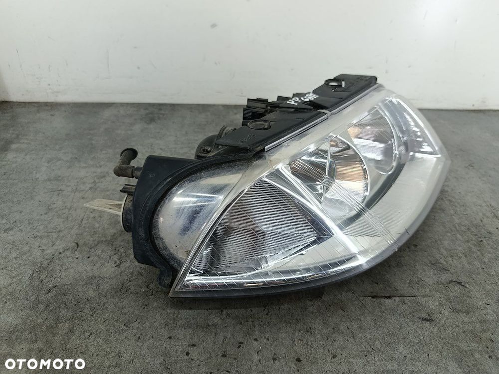 LAMPA PRZÓD PRAWA VW PASSAT B5 FL 20-6243B TYC - 2