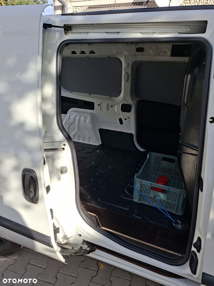 Opel Combo Van - 16