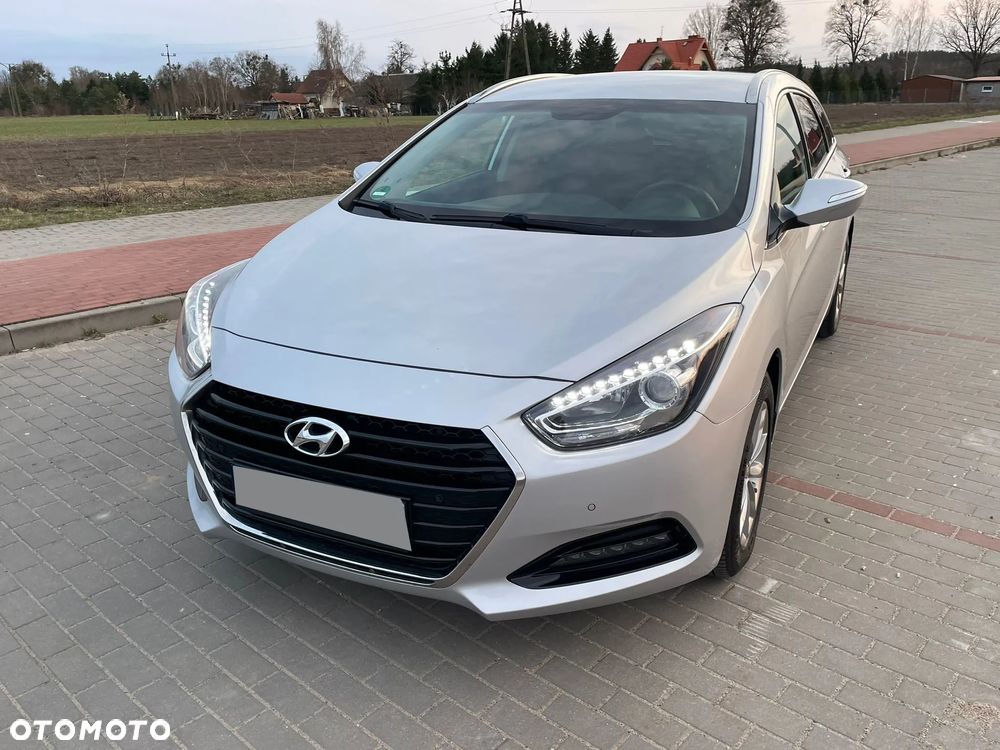 Hyundai i40 1.7 CRDi Comfort - 1