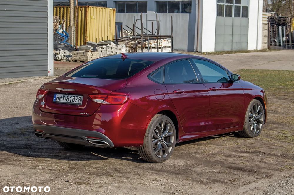 Chrysler 200 - 15