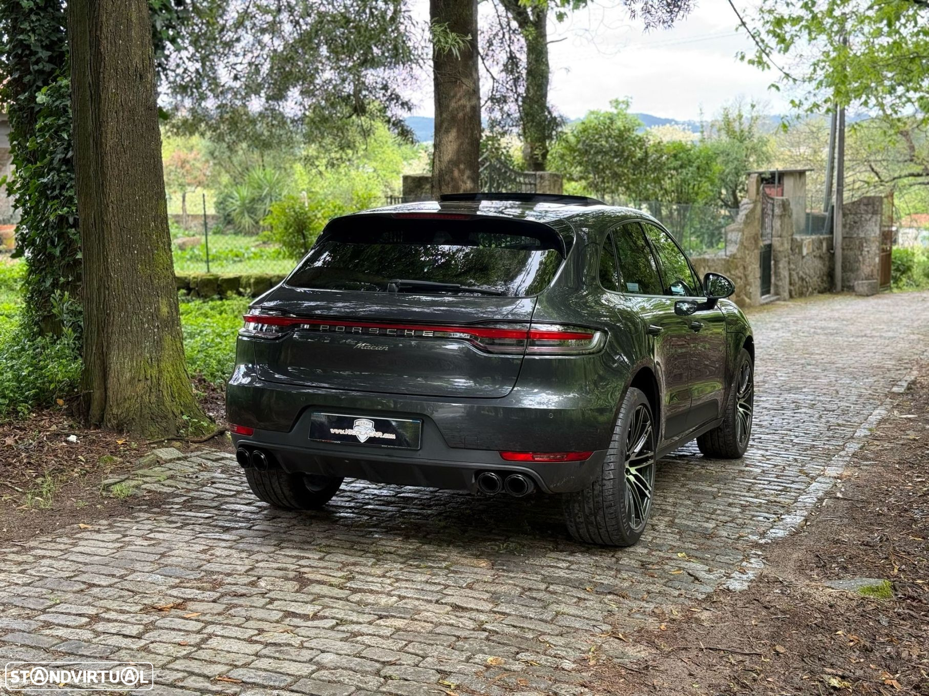 Porsche Macan Standard - 35