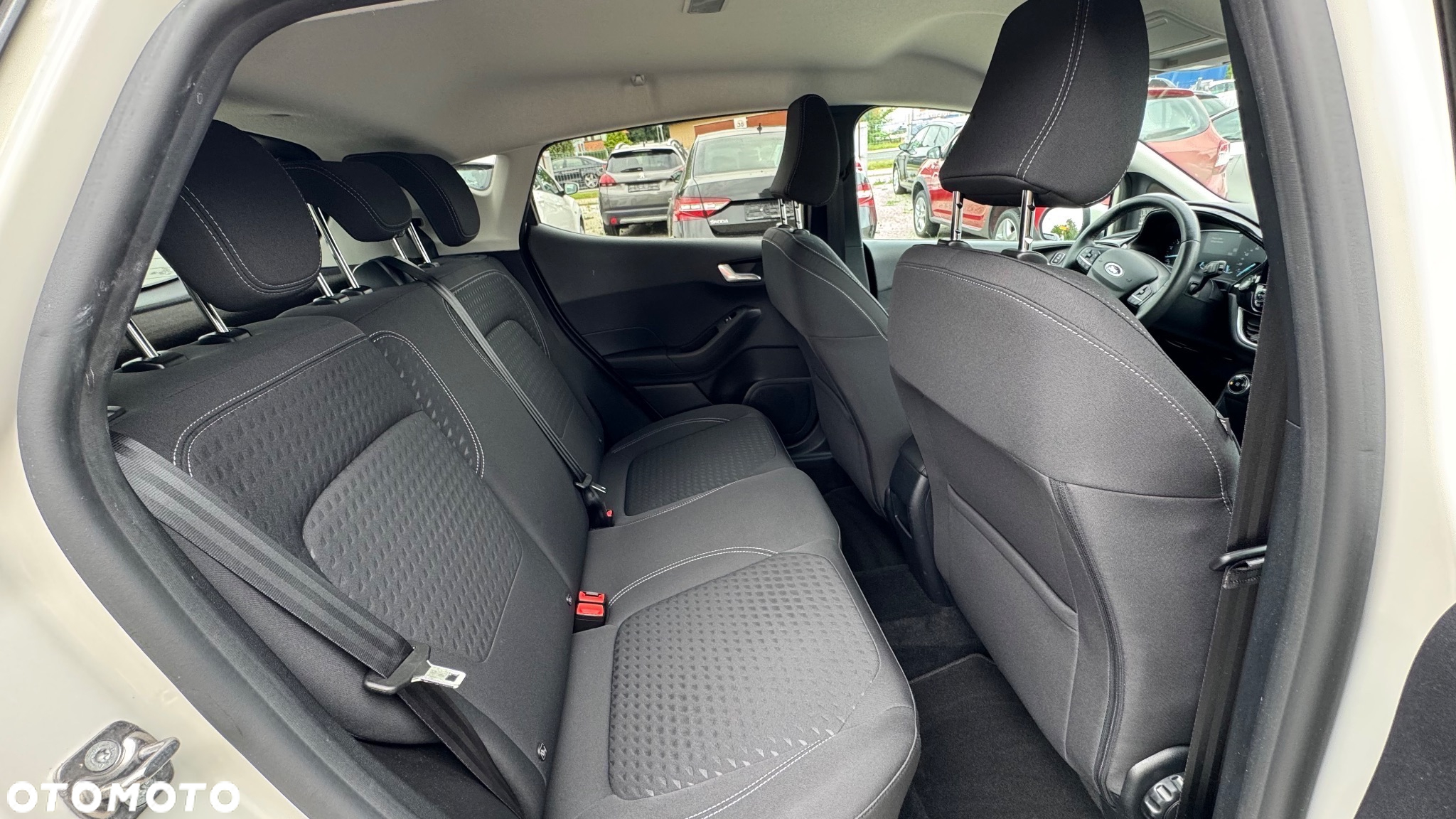 Ford Fiesta 1.0 EcoBoost Hybrid S&S ST-LINE - 9