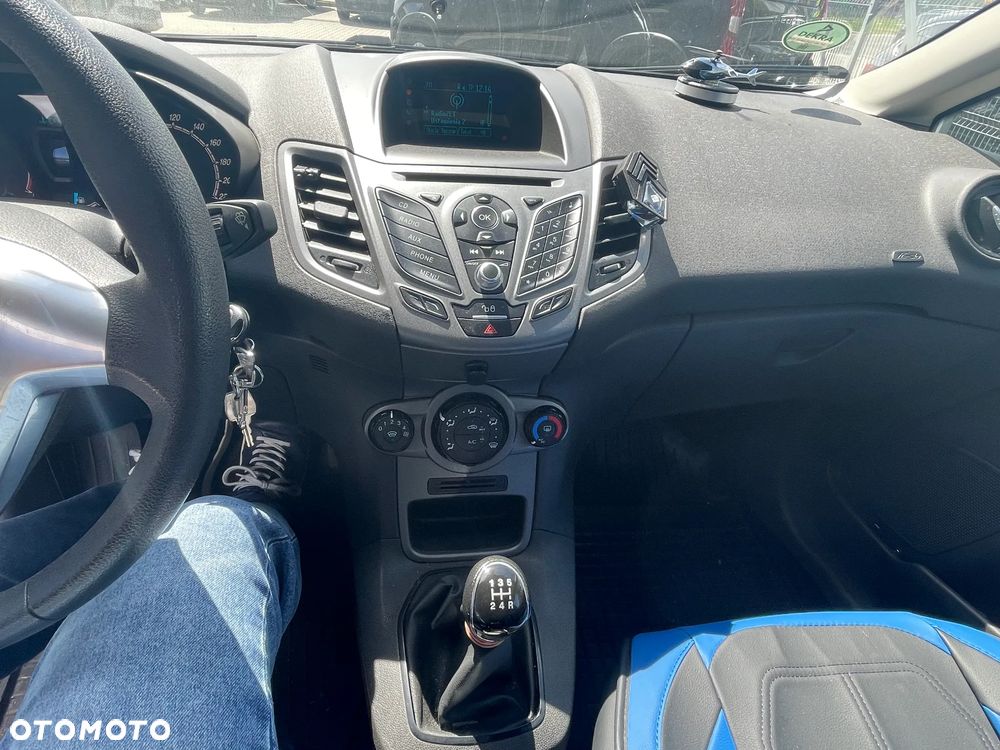 Ford Fiesta VAN - 7