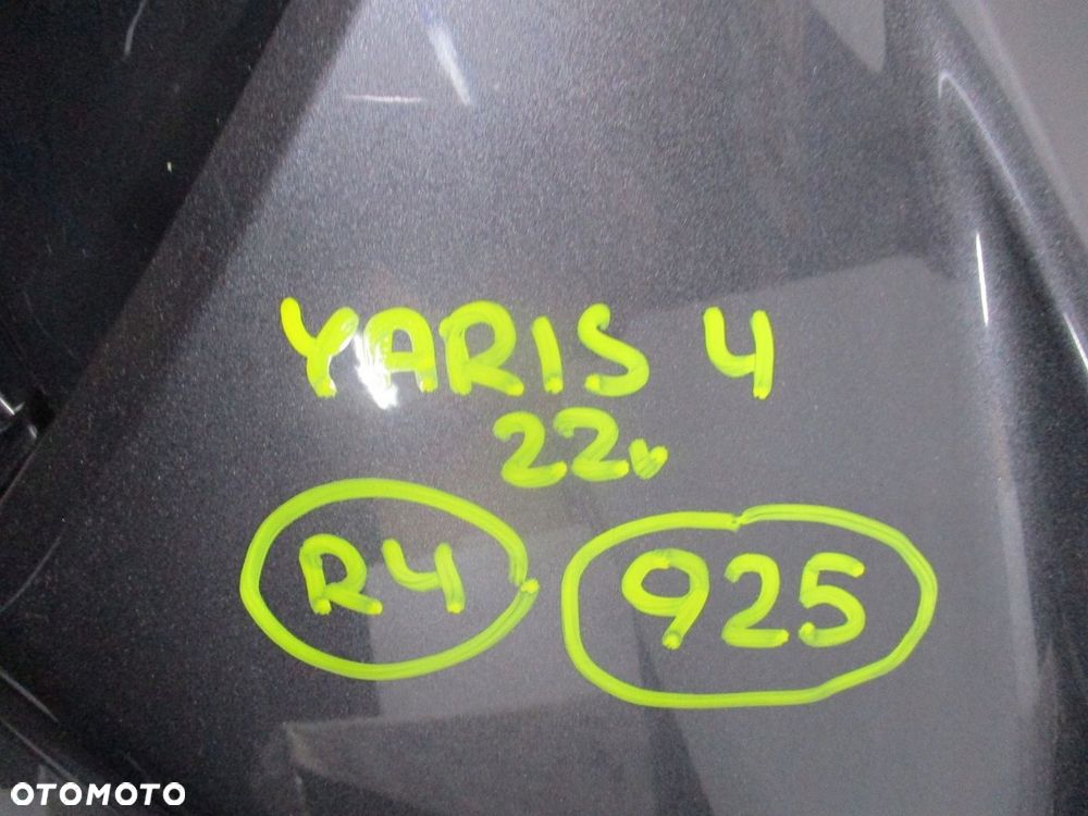Zderzak TOYOTA YARIS IV 4 PRZÓD PRZEDNI - 9