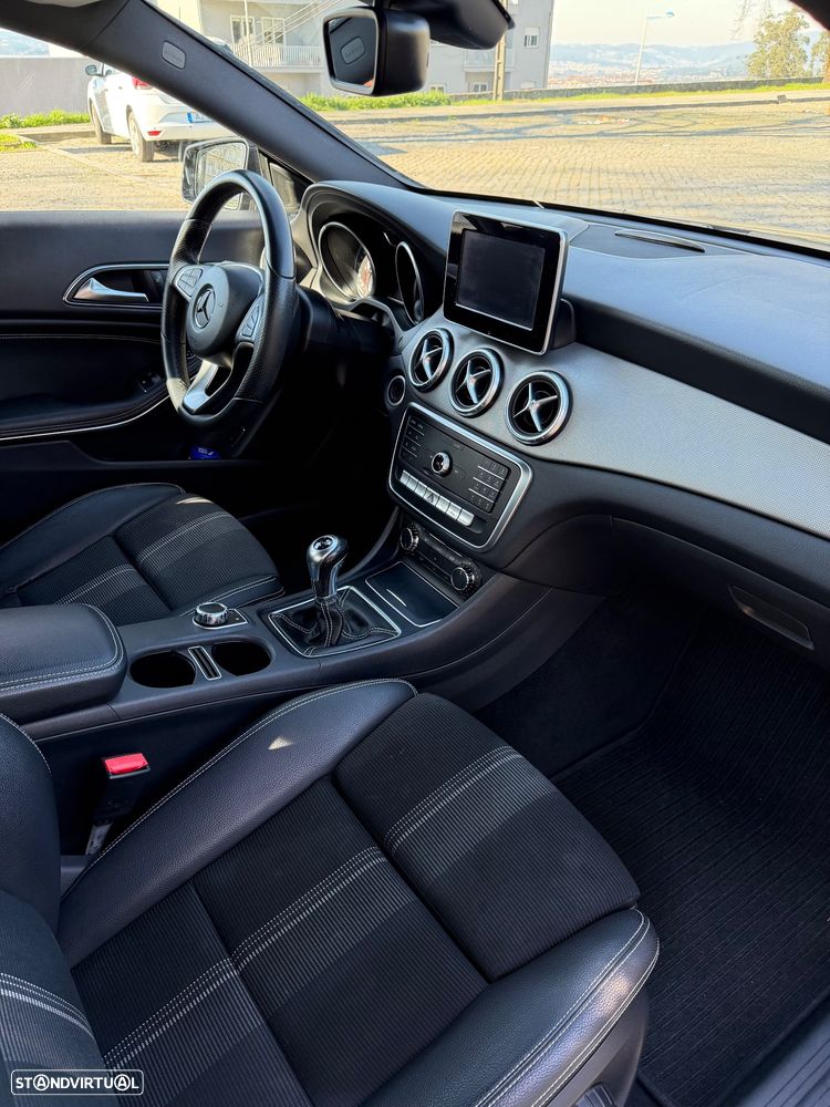 Mercedes-Benz CLA 180 - 12