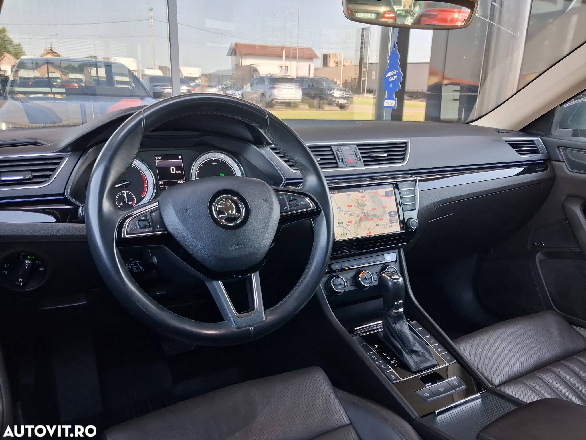Skoda Superb 2.0 TSI DSG 4X4 Laurin & Klement - 23