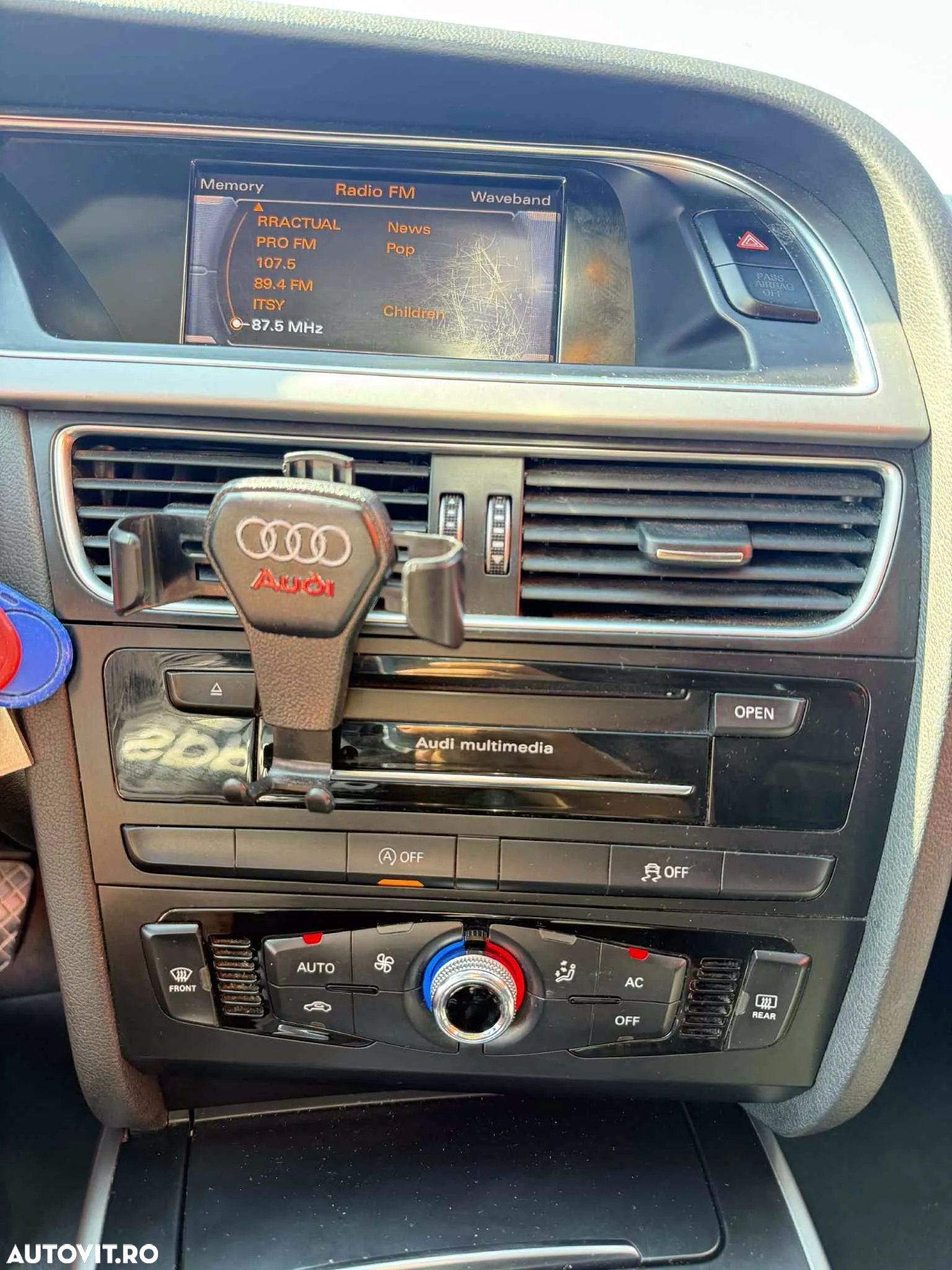 Audi A4 2.0 TDI Avant - 10