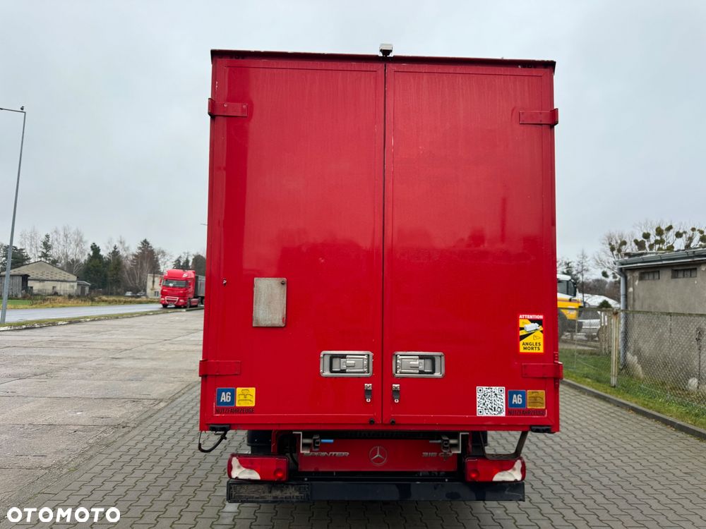 Mercedes-Benz Sprinter - 6