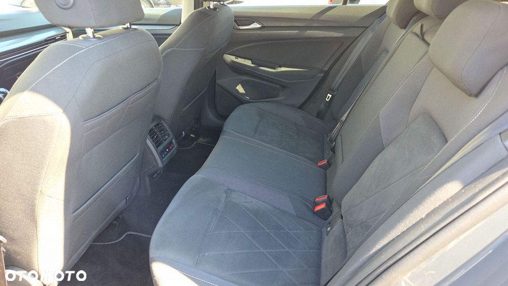 Volkswagen Golf - 14