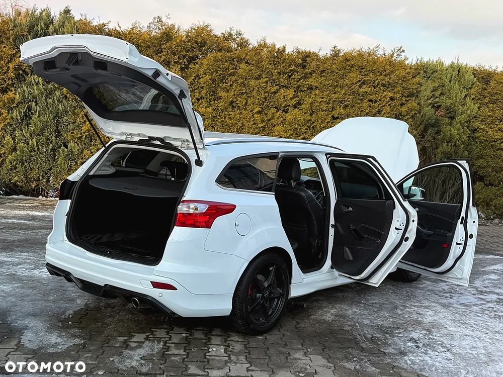 Ford Focus 1.6 EcoBoost Start-Stopp-System Titanium - 38
