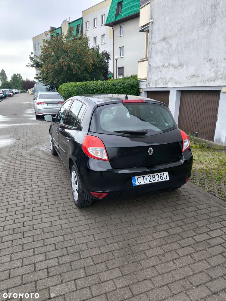 Renault Clio 1.5 dCi 75 Expression - 6