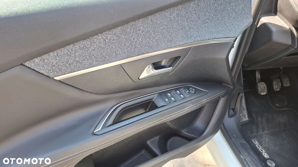 Peugeot 3008 BlueHDi 130 Stop & Start Allure - 9