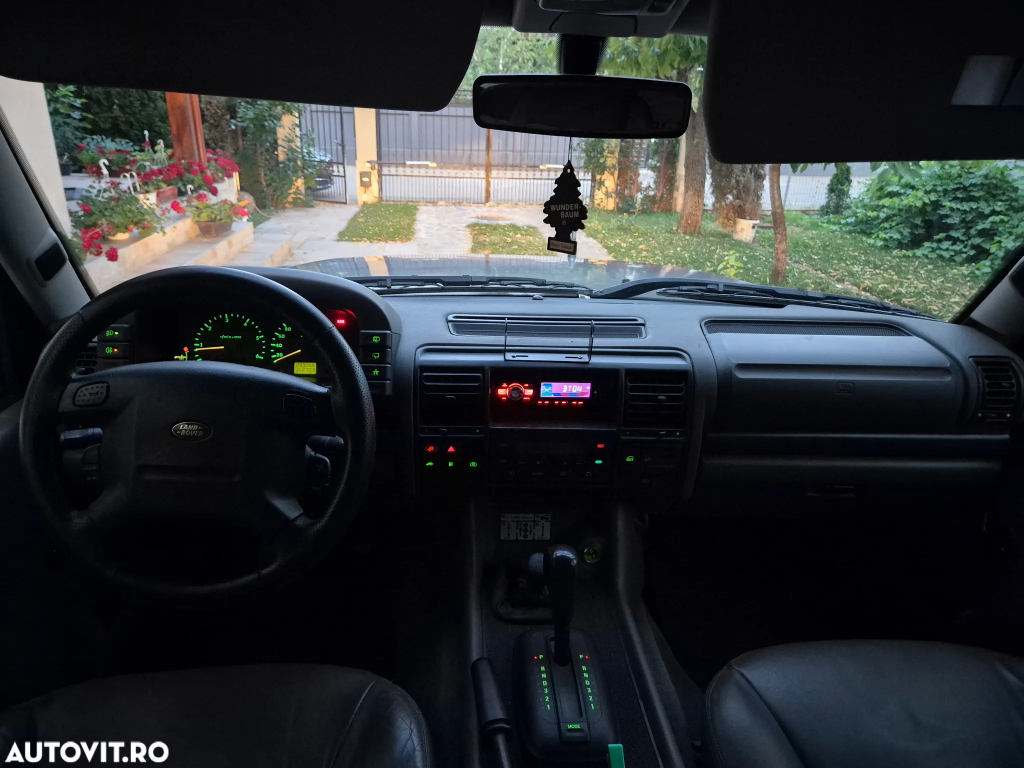 Land Rover Discovery - 6