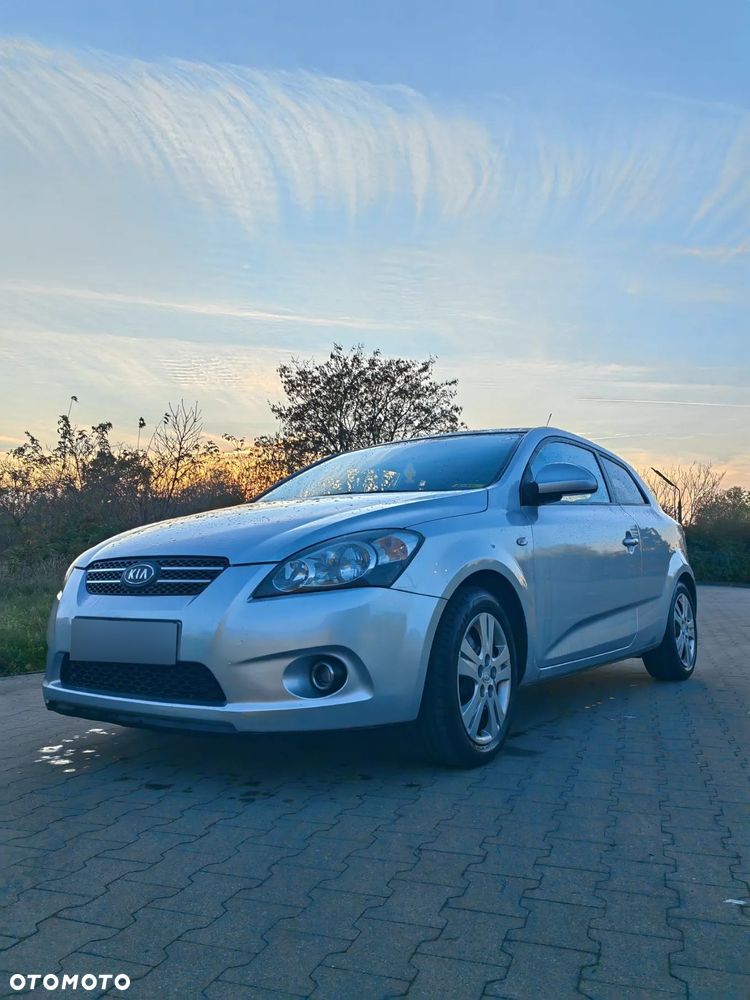 Kia ProCeed 1.6 Crdi Comfort - 1