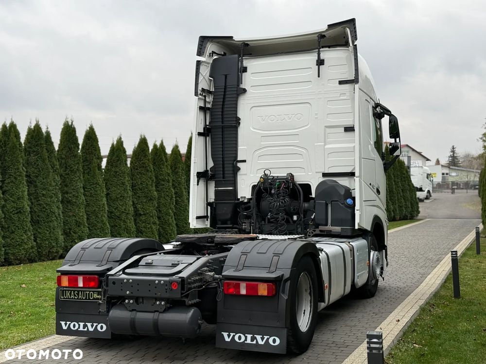 Volvo FH 460 AUTOMAT PARK COOL DWA ZBIORNIKI - 10