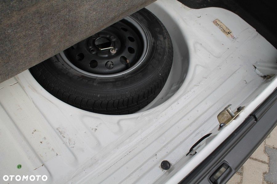 Ford Orion 1.4 CL - 32