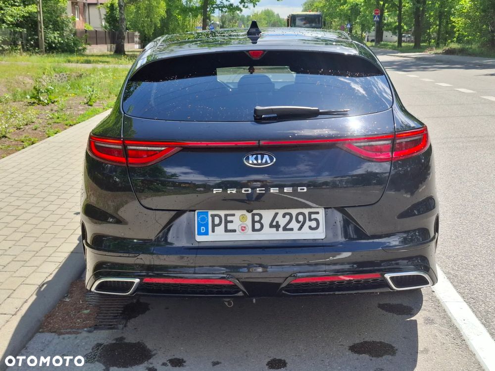 Kia ProCeed 1.5 T-GDI DCT7 OPF GT LINE - 6