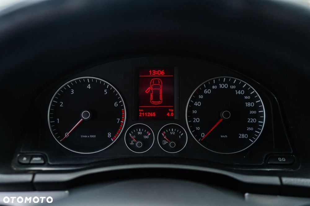 Volkswagen Scirocco - 21