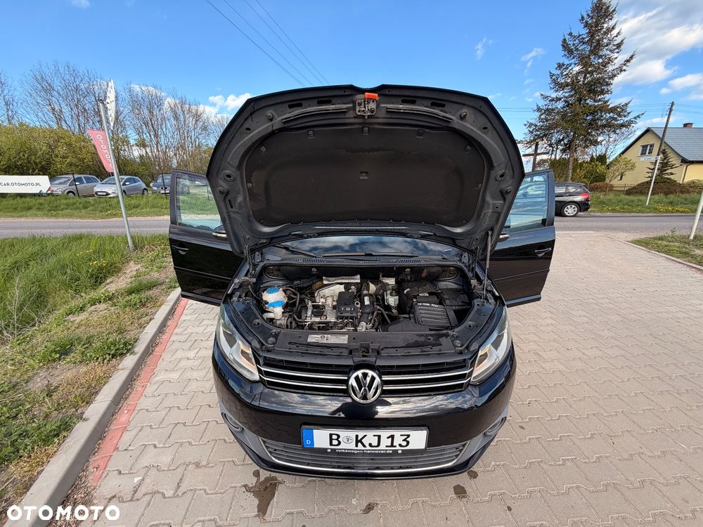 Volkswagen Touran - 8