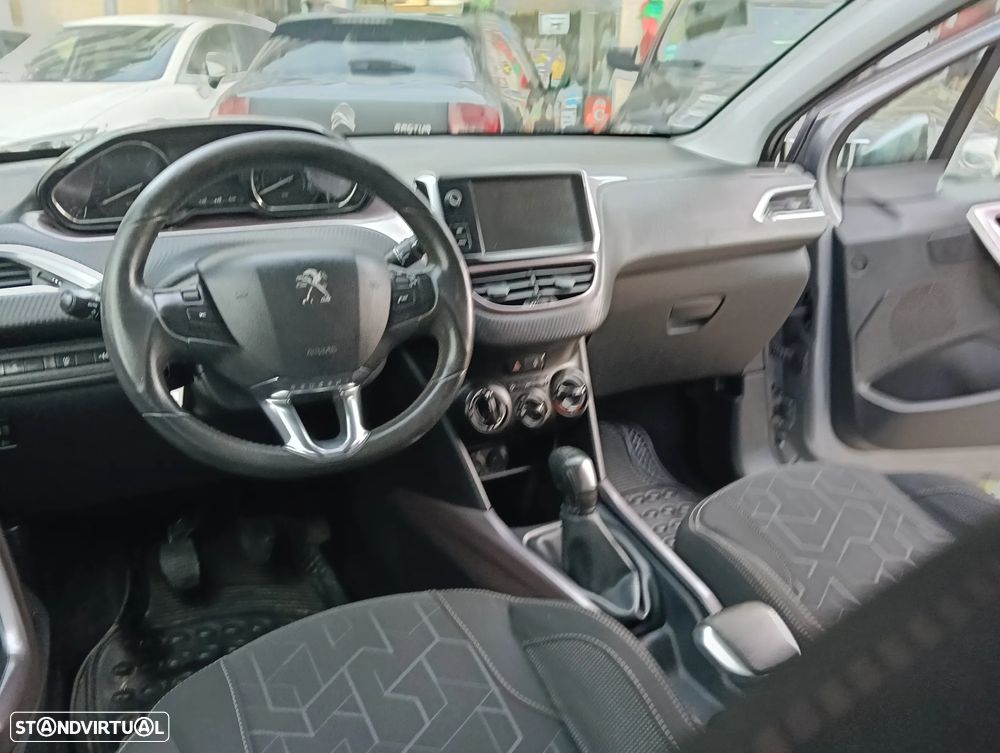 Peugeot 2008 1.4 HDi Active - 18