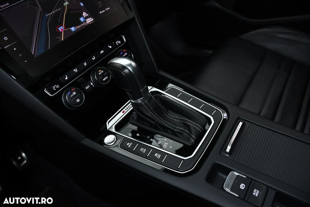 Volkswagen Passat 2.0 TDI DSG 4Motion R Executive - 18