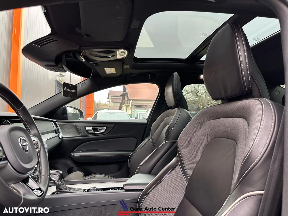 Volvo S60 T4 R-Design - 30