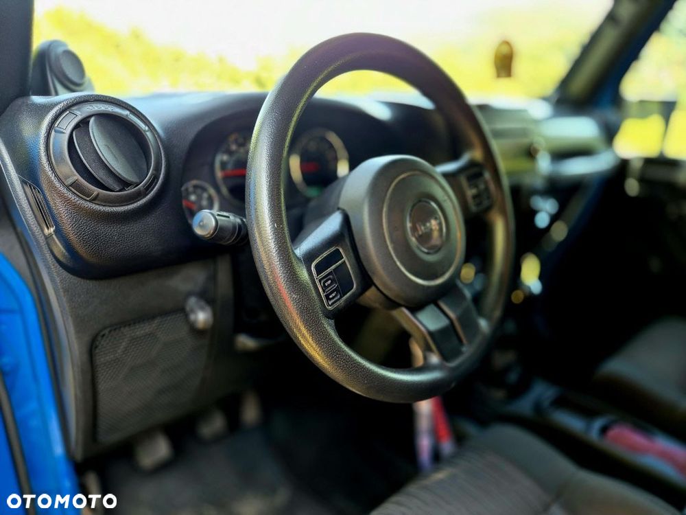 Jeep Wrangler 3.8 Sport - 7