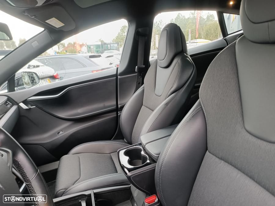 Tesla Model S 75D - 8
