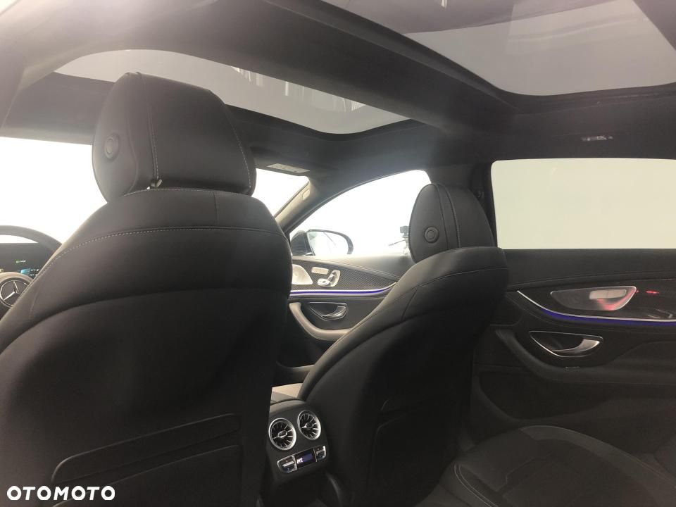 Mercedes-Benz AMG GT 43 4-Matic+ - 17