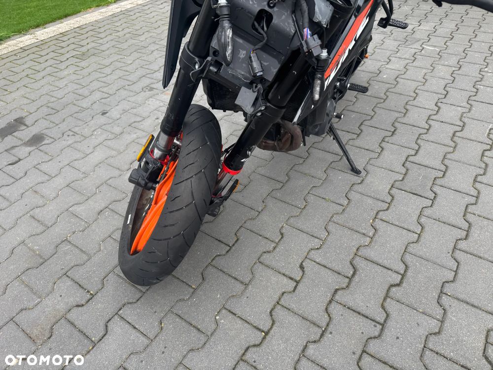 KTM Duke 790 - 9