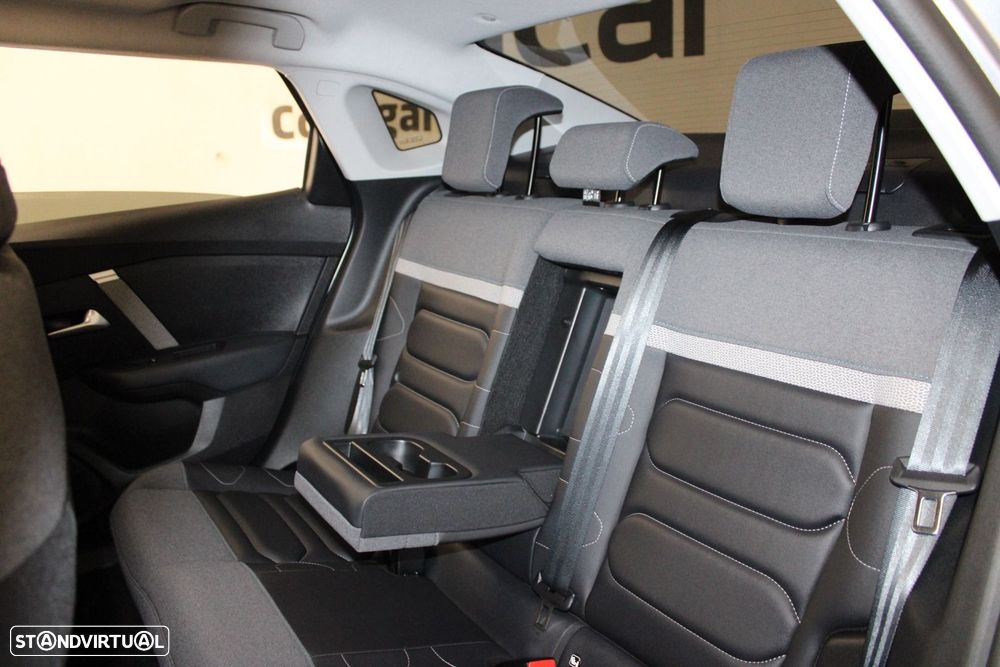 Citroën C4 X 1.2 PureTech Max EAT8 - 47