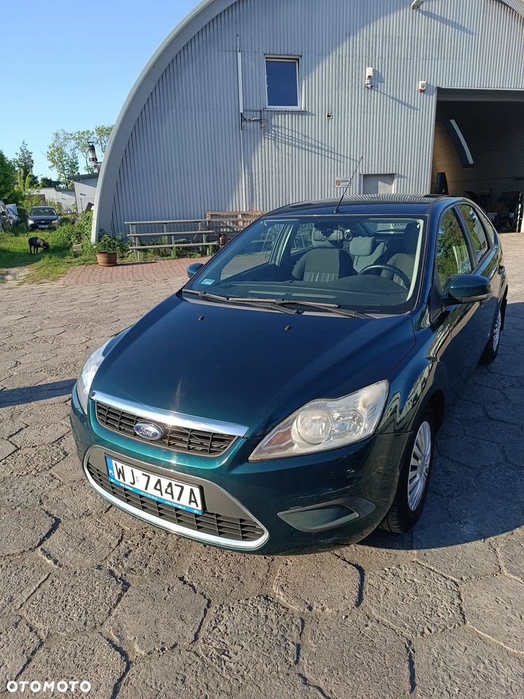 Ford Focus 1.6 Ambiente - 1