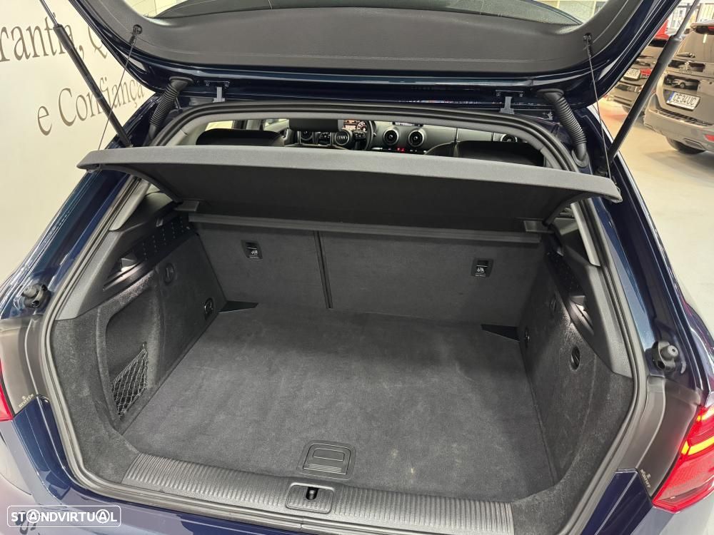 Audi A3 Sportback 30 TFSI Design - 47