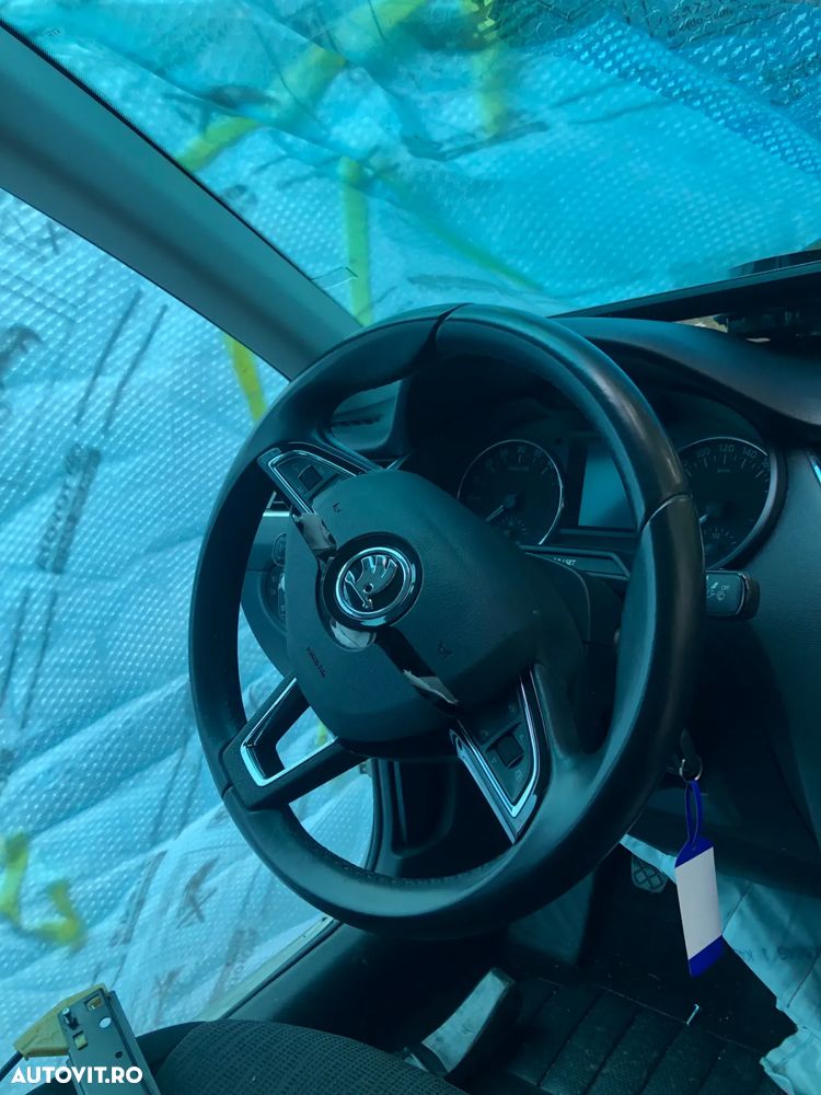 Volan cu comenzi fara airbag Skoda Octavia 3 2016 negru - 3