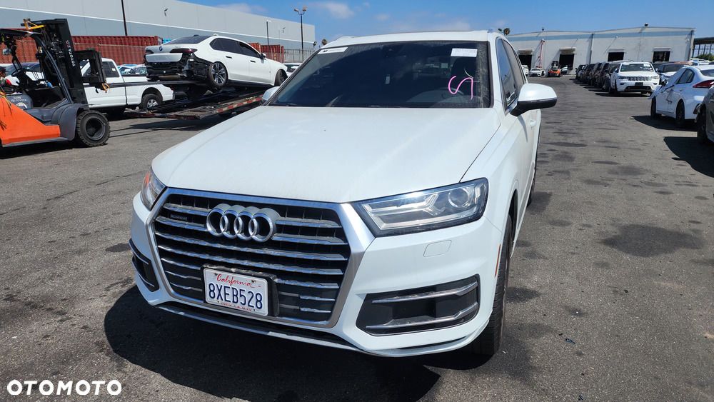 Audi Q7 - 13