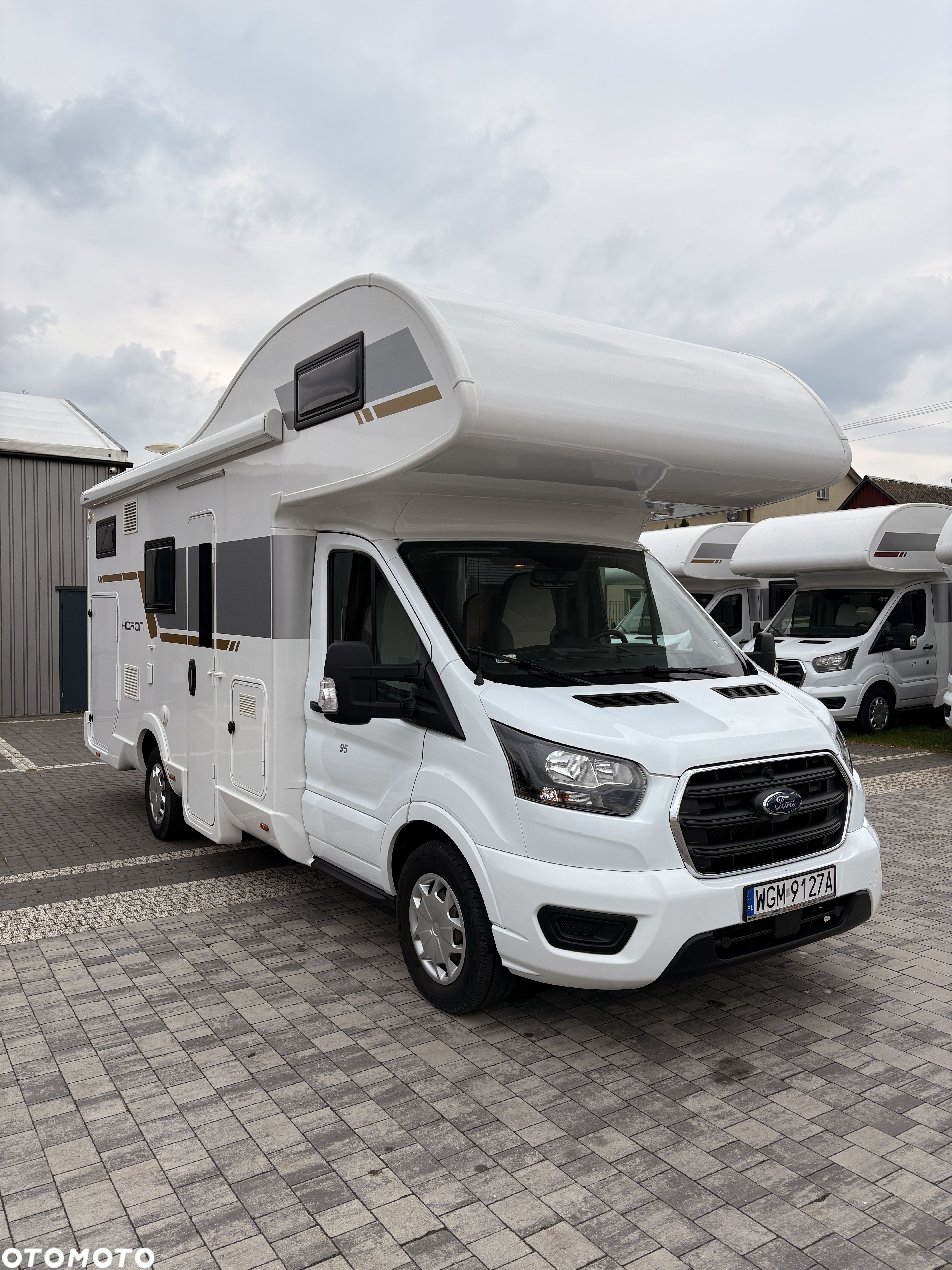 Ford Transit - 1