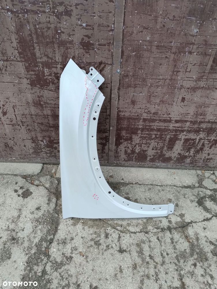 błotnik prawy przód byd seal u