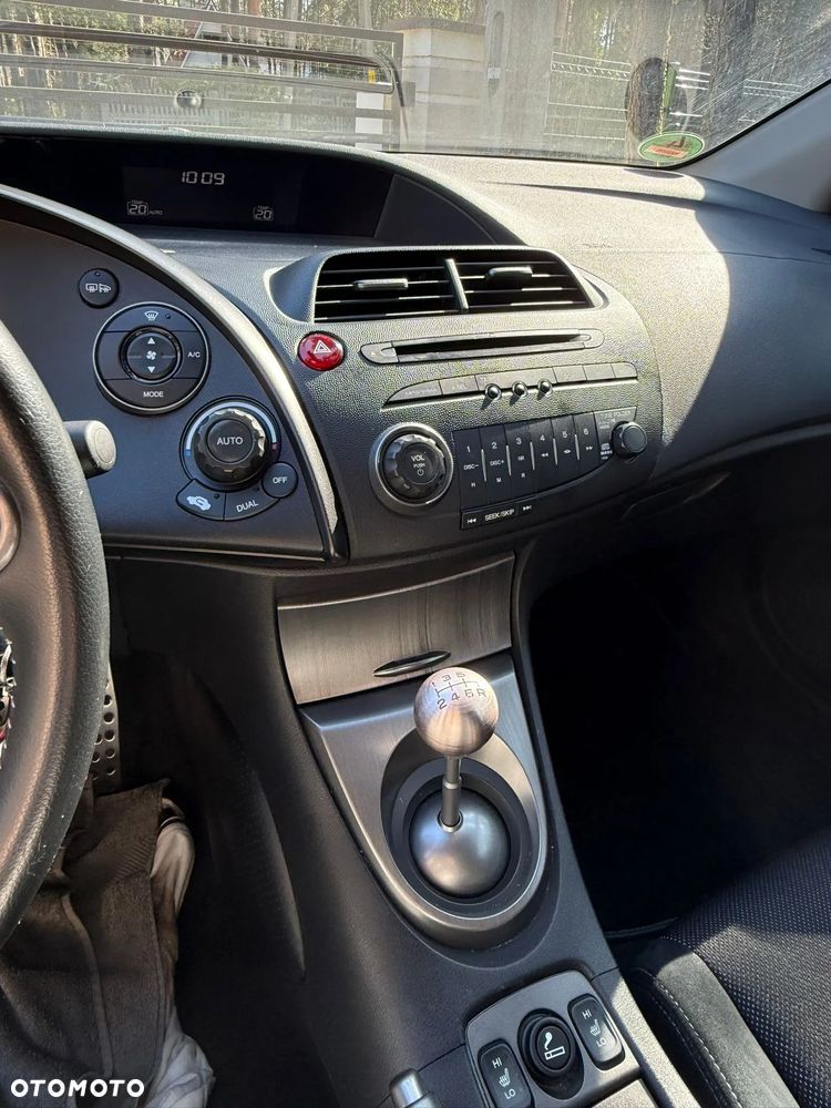 Honda Civic 1.8i-VTEC Type S - 13